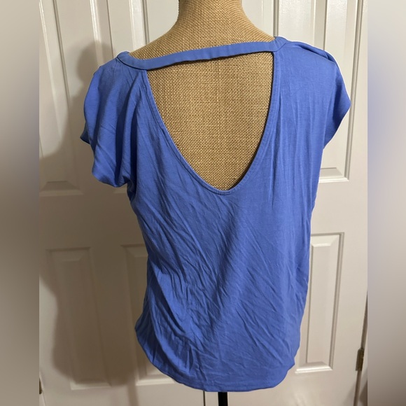 Loft Top - Picture 5 of 6